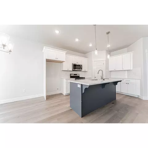 4689 S Olive Ave, Mapleton, UT 84664 photo 1
