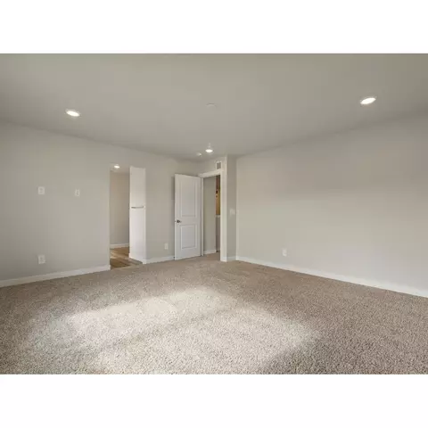 546 E Hearth Ln, Eagle Mountain, UT 84005 photo 8