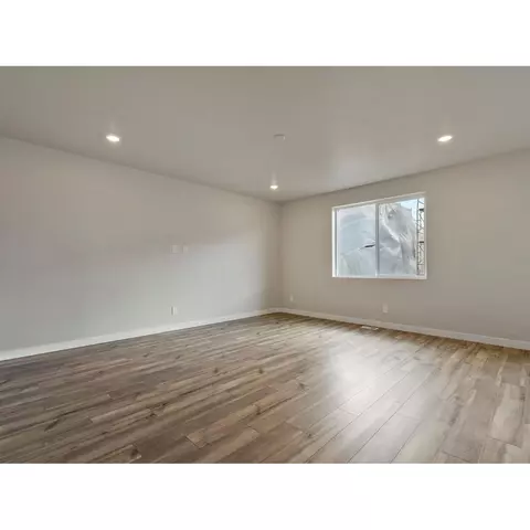 546 E Hearth Ln, Eagle Mountain, UT 84005 photo 11