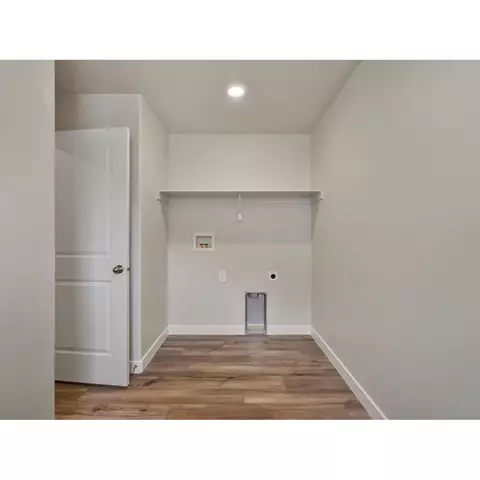 546 E Hearth Ln, Eagle Mountain, UT 84005 photo 7