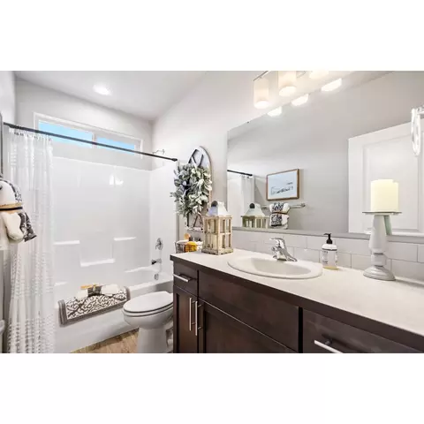 2033 W Walker Ave, Spokane, WA 99208 photo 9