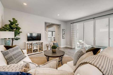 21374 E 59th Dr, Aurora, CO 80019 photo 9