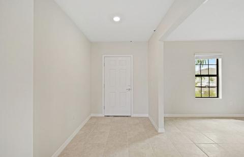 8440 Abalone Loop, Parrish, FL 34219 photo 3