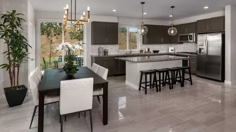 30905 Douglas Crest Cir, Menifee, CA 92584 photo 2