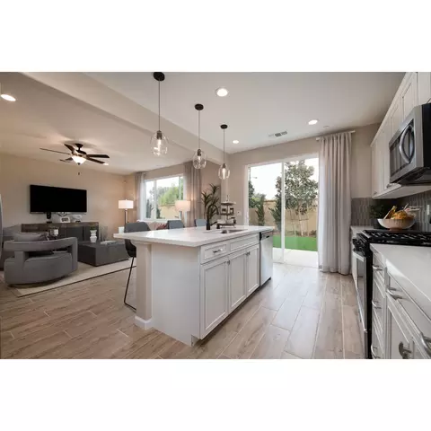 6648 E Adena Ave, Fresno, CA 93727 photo 7