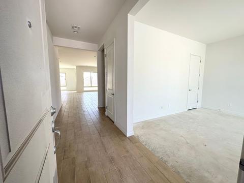11251 E Utopia Ave, Mesa, AZ 85212 photo 3