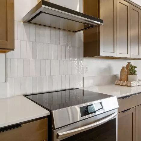 Kitchen - 1668 Mohave Rd S, Madera, CA 93636 photo 3 of 4