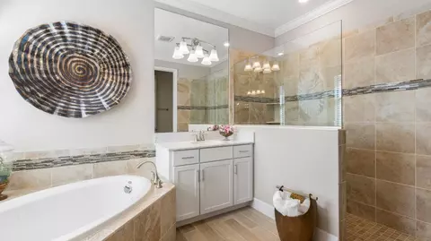 Bath - 44284 Henderson Way, Punta Gorda, FL 33982 photo 2 of 3