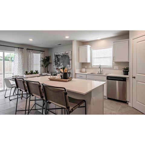 1575 Concord Ave, Madera, CA 93637 photo 6