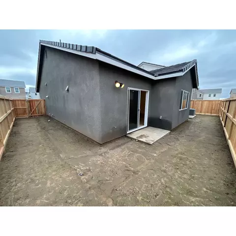1021 Plum Tree Ave, Clovis, CA 93619 photo 7