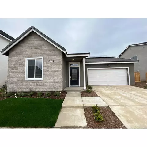 1021 Plum Tree Ave, Clovis, CA 93619 photo 1