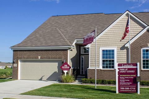 23503 Steinway Dr, Macomb, MI 48042 photo 5