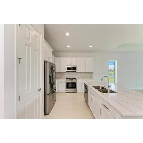 4222 Sea Marsh Pl, Parrish, FL 34219 photo 5