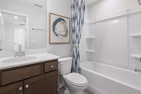 Bath - 1524 Tamarisk Ln, Durham, NC 27703 photo 2 of 3