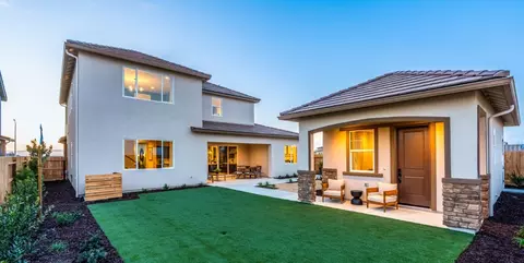 Exterior - 834 E Boornazian Ave, Fowler, CA 93625 photo 2 of 7
