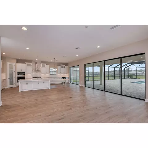10592 Meadowrun Dr, Lithia, FL 33547 photo 5
