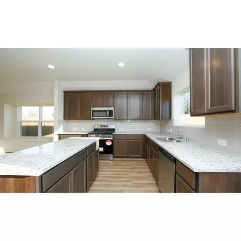 4554 Pinehurst Trace Dr, Pinehurst, TX 77362 photo 5
