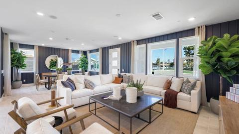 210 Zawn, Irvine, CA 92618 photo 4