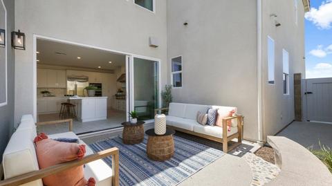 210 Zawn, Irvine, CA 92618 photo 6