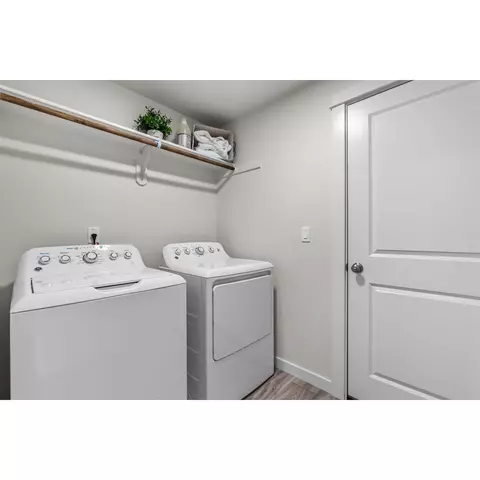 5016 Holly St, Springfield, OR 97478 photo 14