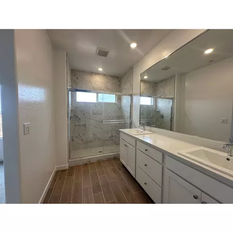 4435 Mecca Ave, Clovis, CA 93619 photo 6