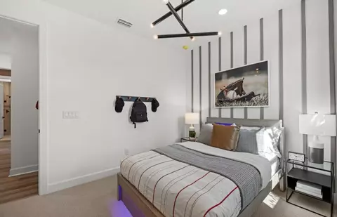 Bedroom - 17259 Luminous Ave, Venice, FL 34293 photo 5 of 7