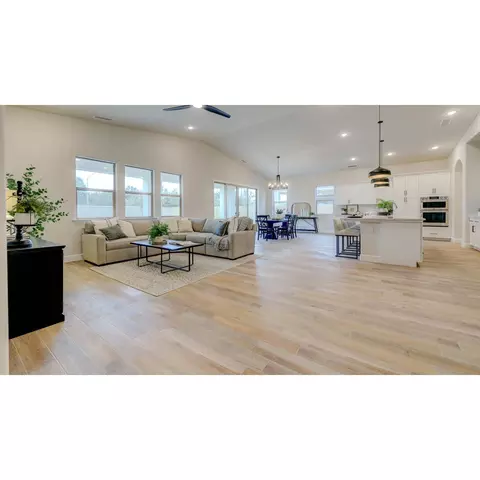 1730 N Hanson Ave, Clovis, CA 93619 photo 3