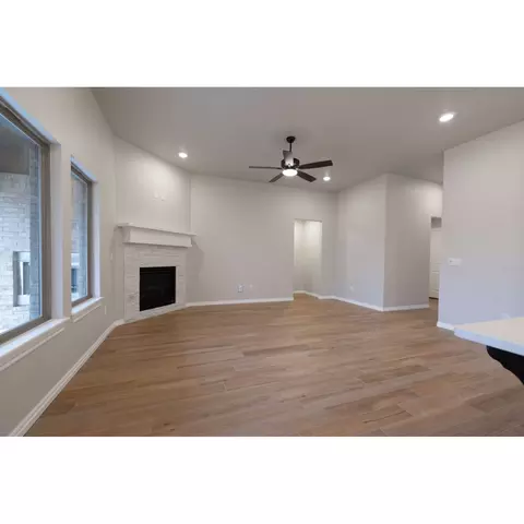 1003 SE 30th St, Moore, OK 73160 photo 8