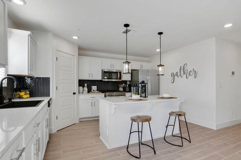 10208 Estacada Ave, Bakersfield, CA 93311 photo 6