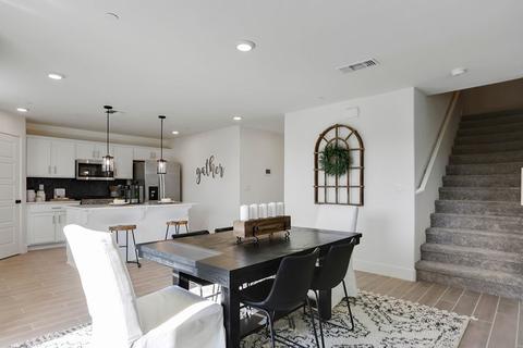 10208 Estacada Ave, Bakersfield, CA 93311 photo 8