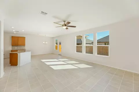 14505 Booted Eagle Pass, Elgin, TX 78621 photo 3