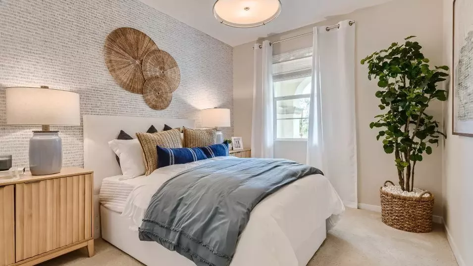 Bedroom - 2787 Emerald Bay Dr, Rialto, CA 92377 photo 1 of 6