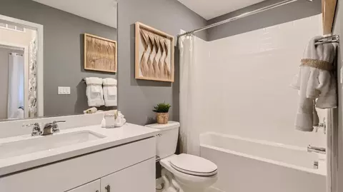 Bath - 2787 Emerald Bay Dr, Rialto, CA 92377 photo 1 of 4