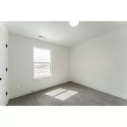 Bedroom - 4697 S Olive Ave, Mapleton, UT 84664 photo 2 of 3