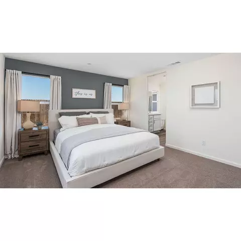862 Hampton St, Tulare, CA 93274 photo 7
