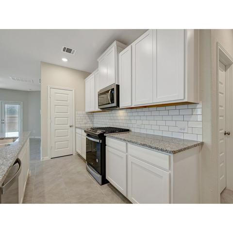 17541 Rosette Grass Dr, Conroe, TX 77385 photo 10