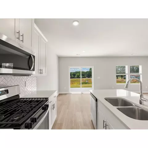 802 Treeline Rd, Moore, SC 29369 photo 11