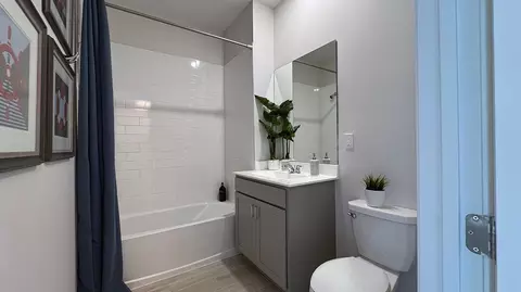 Bath - 5646 Divine Dr, Delray Beach, FL 33484 photo 3 of 3