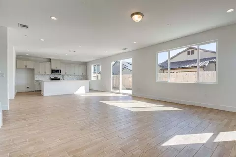 Living - 683 Lucas Ave S, Madera, CA 93636 photo 3 of 3