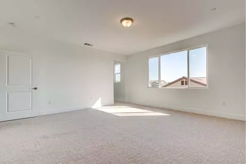 Bedroom - 683 Lucas Ave S, Madera, CA 93636 photo 1 of 1