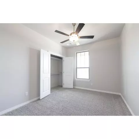 Bedroom - 8833 Stark St, Arcadia, OK 73007 photo 2 of 2