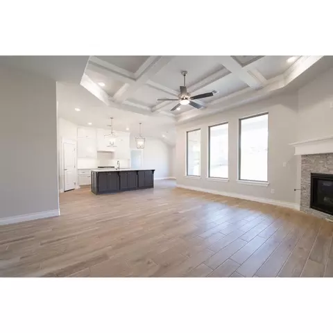 Living - 8833 Stark St, Arcadia, OK 73007 photo 3 of 4