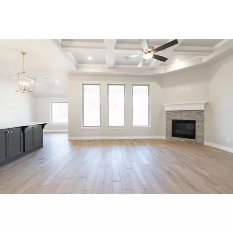 Living - 8833 Stark St, Arcadia, OK 73007 photo 1 of 4