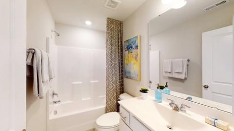 800 Summer Bloom Ct, Durham, NC 27703 photo 9