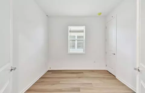 Bedroom - 9458 Shorebird Ct, Parrish, FL 34219 photo 2 of 3