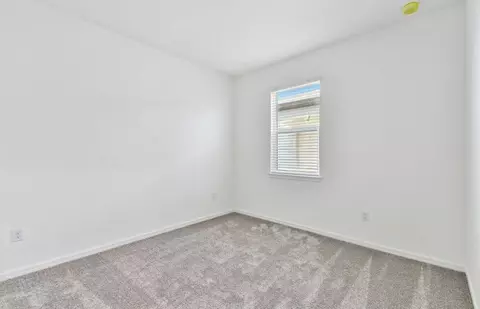 Bedroom - 9458 Shorebird Ct, Parrish, FL 34219 photo 3 of 3