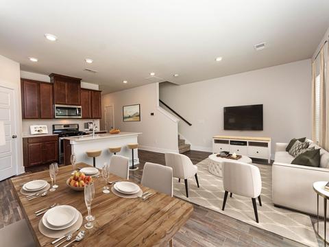 818 Thread Way, Greer, SC 29651 photo 5