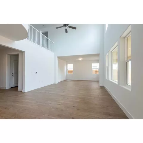 Living - 845 Discovery Rd S, Madera, CA 93636 photo 1 of 3