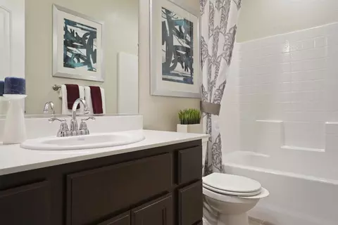 Bath - 4745 Irma Dr, Merced, CA 95348 photo 1 of 2