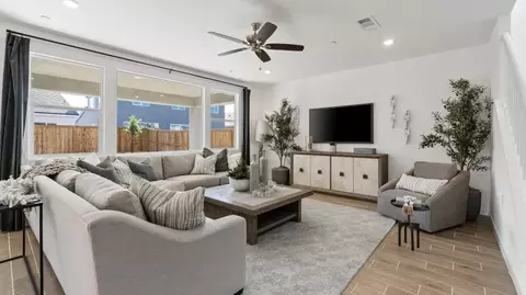 1301 Wildflower Dr, Madera, CA 93636 photo 7